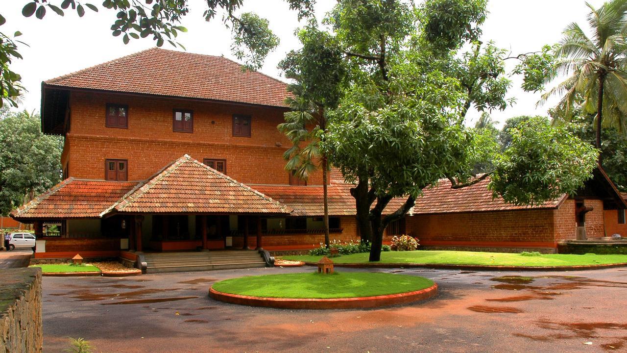 Hotel Chengara Heritage Malappuram Exterior foto