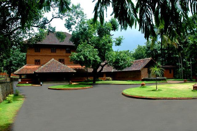 Hotel Chengara Heritage Malappuram Exterior foto